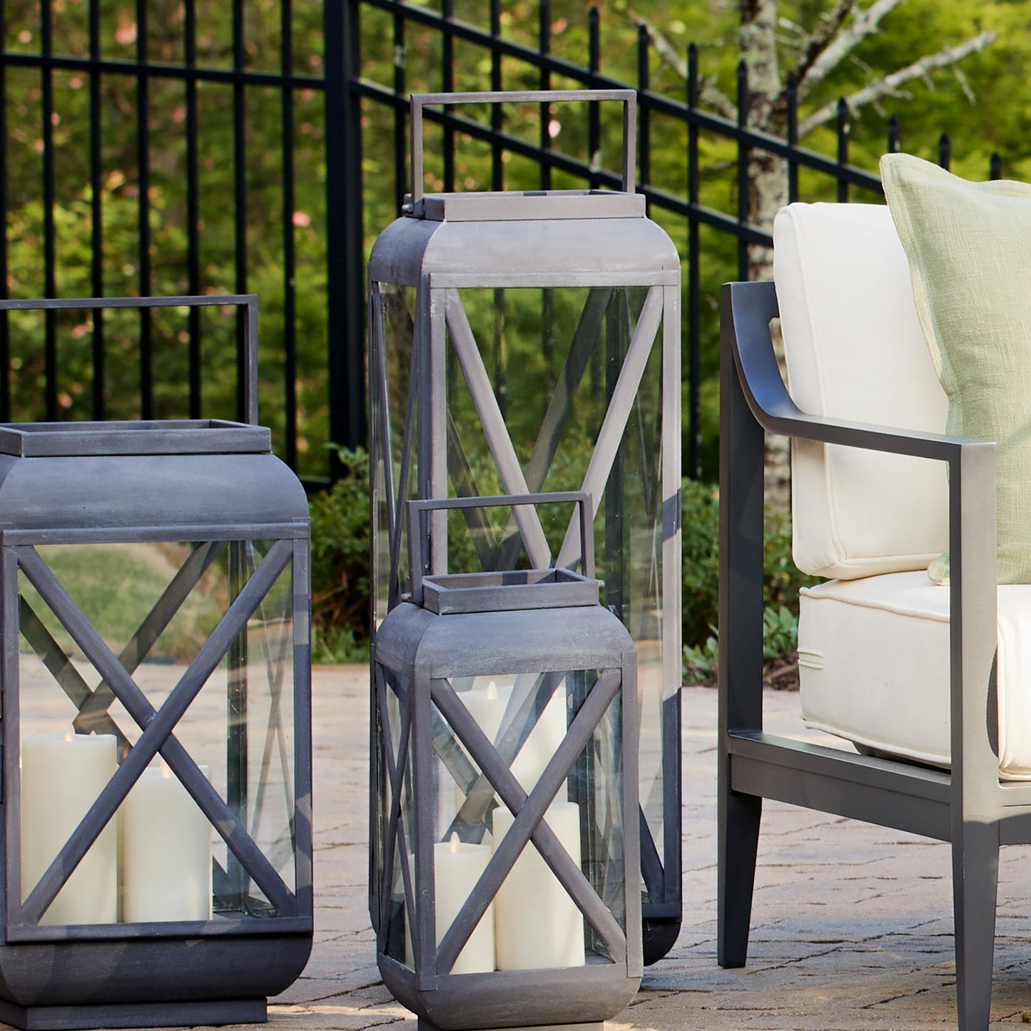 Terrazza Outdoor Lantern, Large