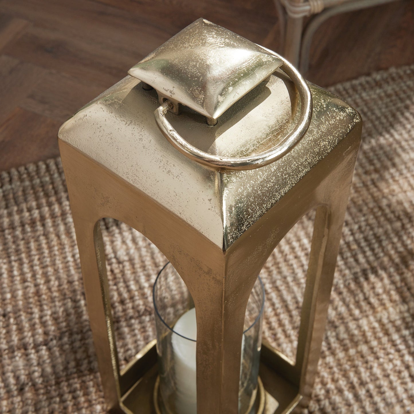 Isabella Lantern, Large