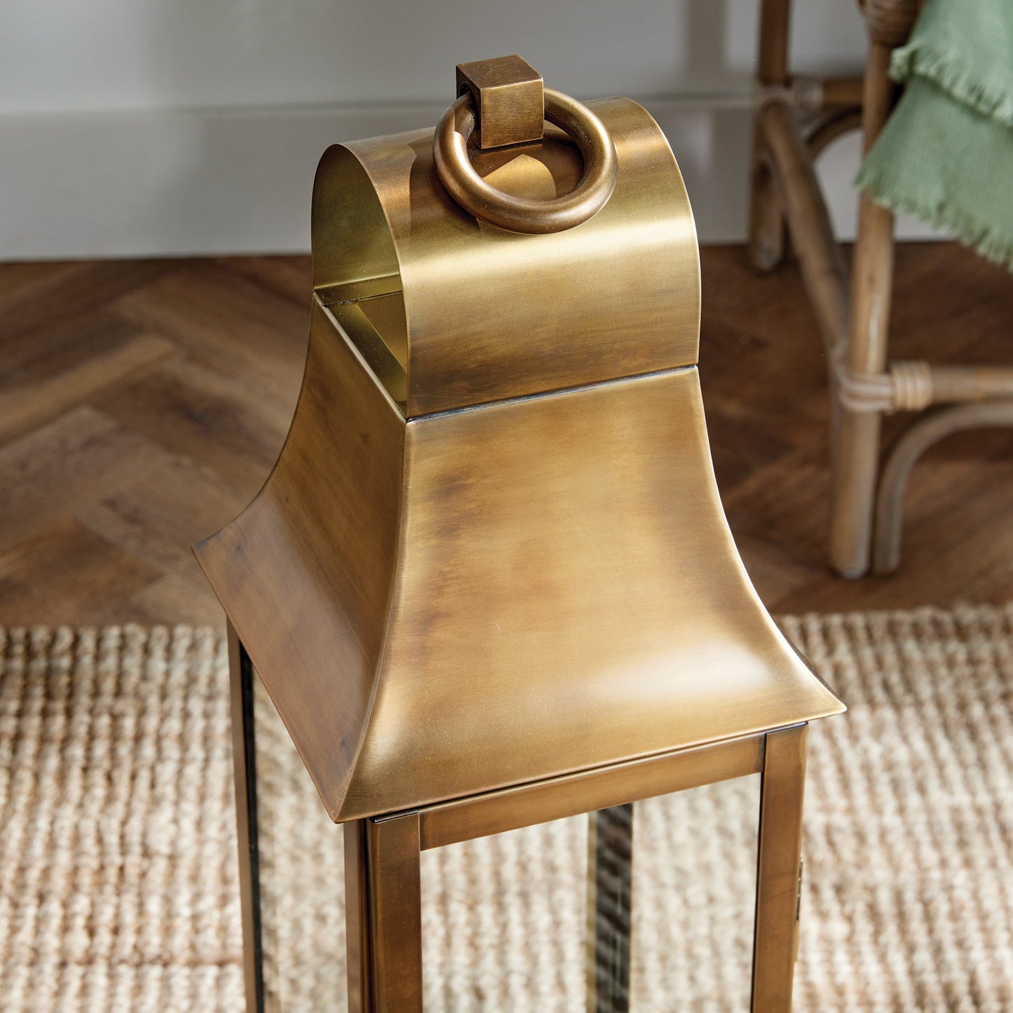 Geneva Lantern Large- Antique Brass