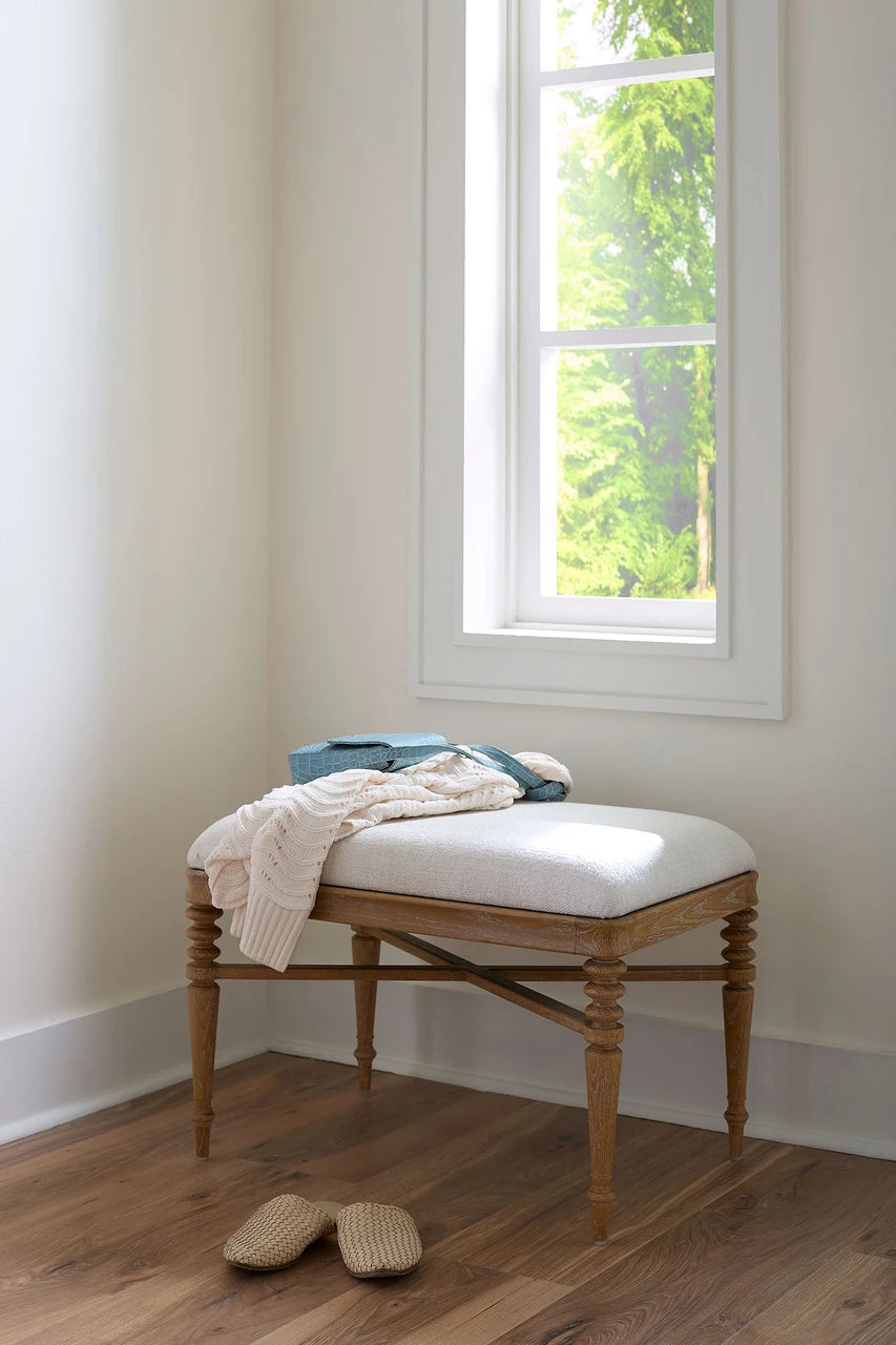 Lawrence Stool, Almond