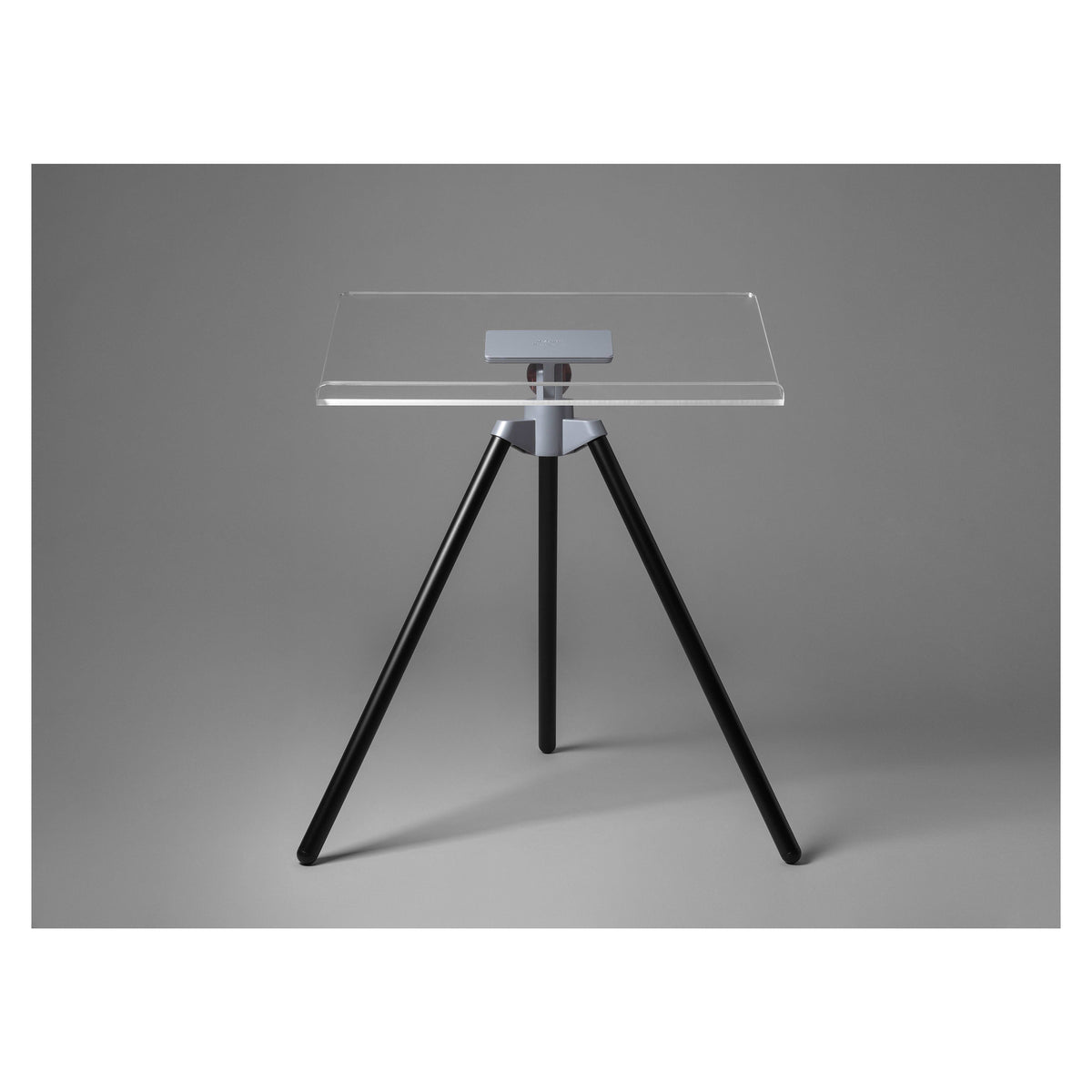 Marc Newson. Bookstand