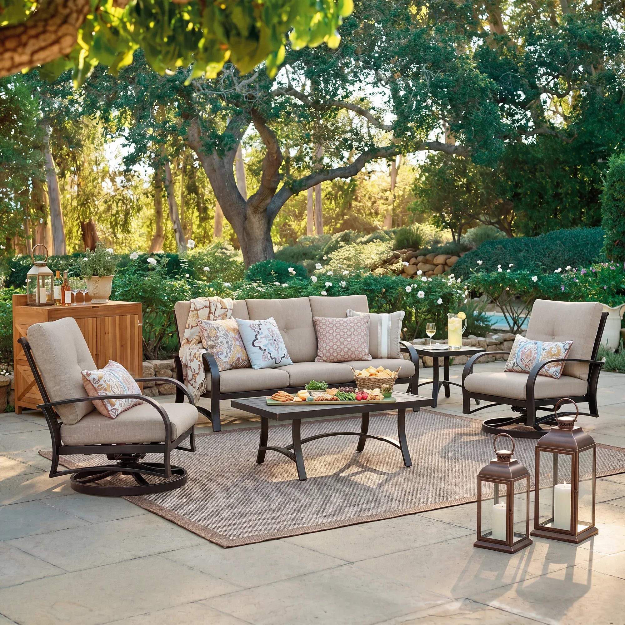 Chamber 5 Pieces Aluminum Outdoor Furniture Sofa Sets with Sunbrella® Cushions