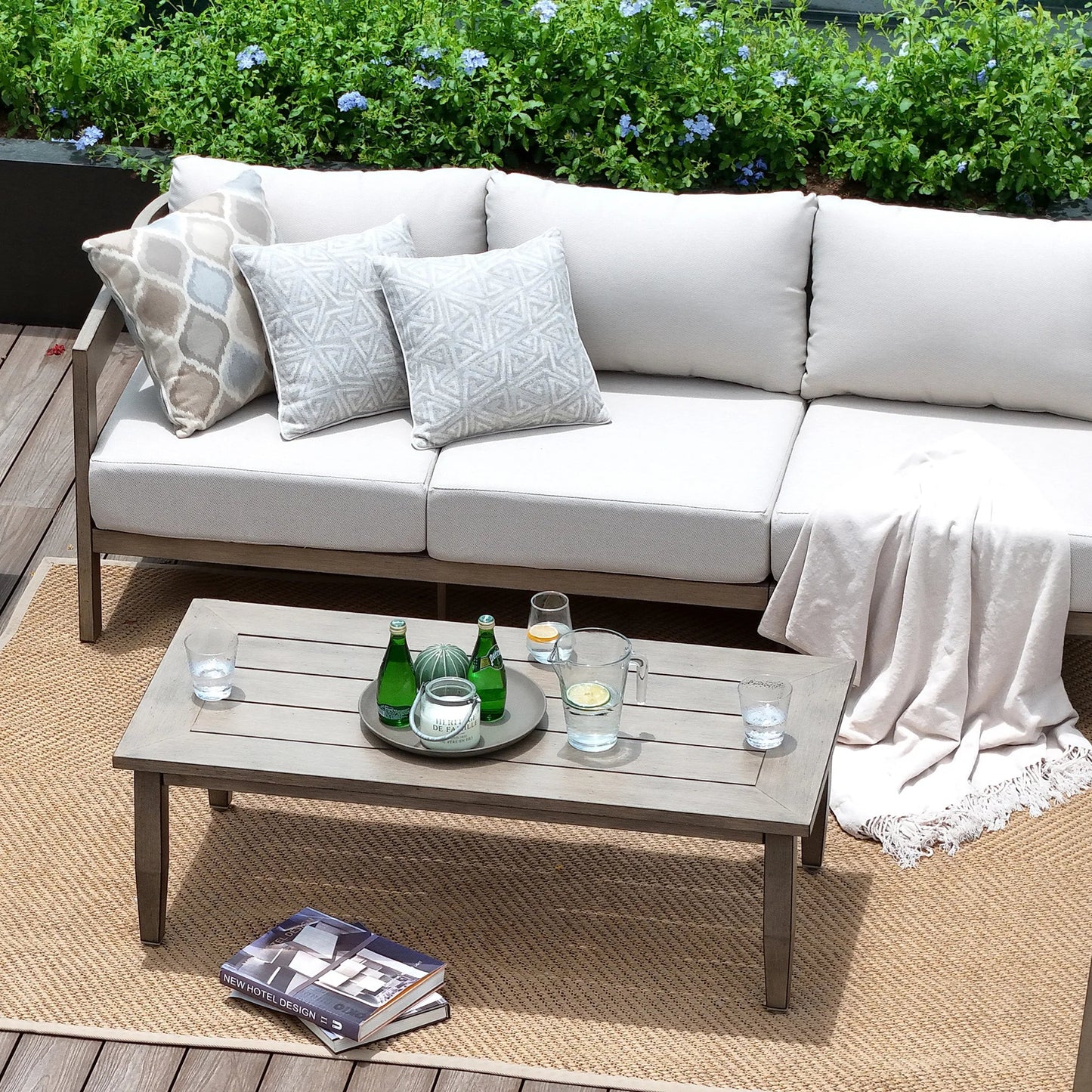 PEAKHOME Harmonti Modern Outdoor Sofa With Cushions