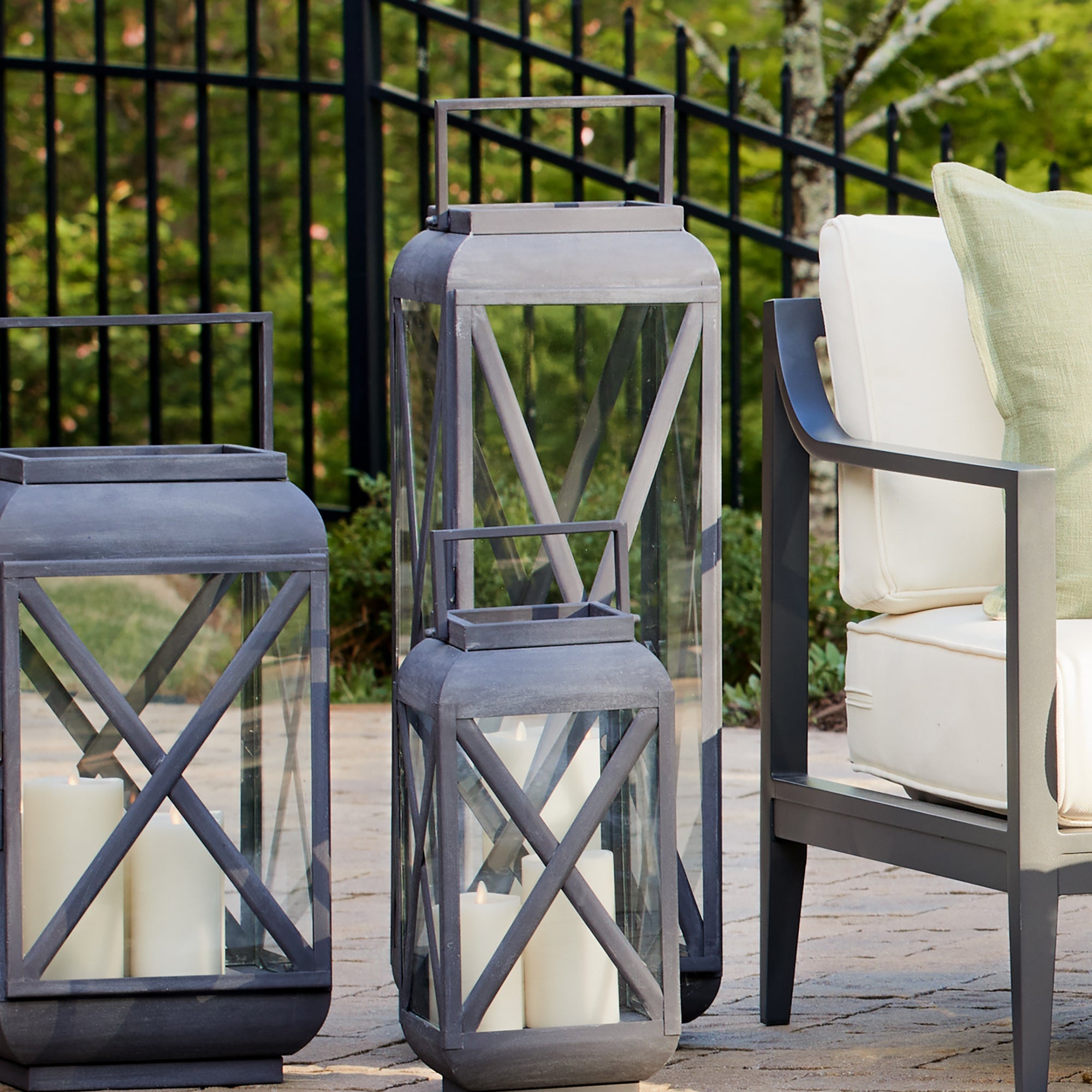Terrazza Outdoor Lantern, Large