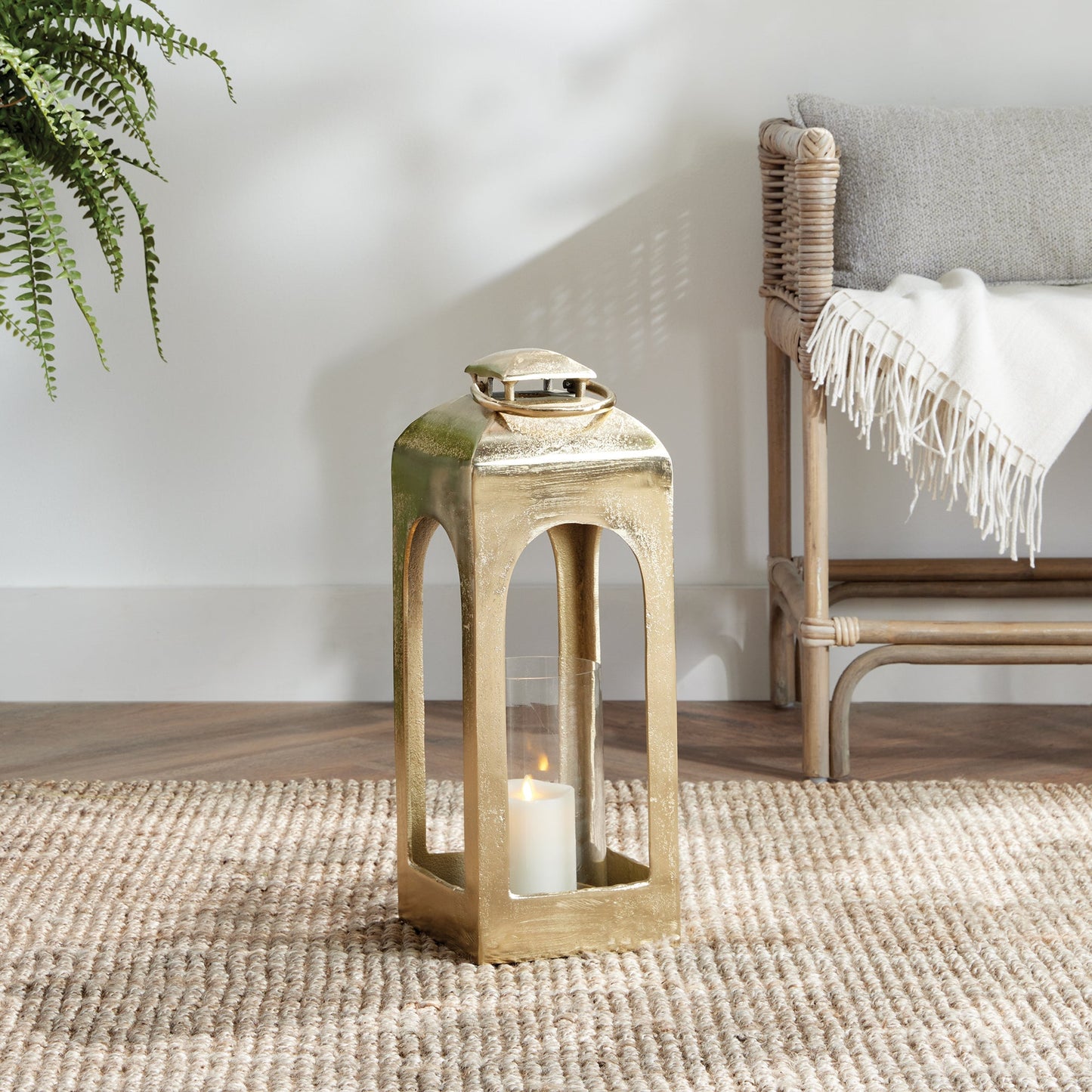 Isabella Lantern, Small