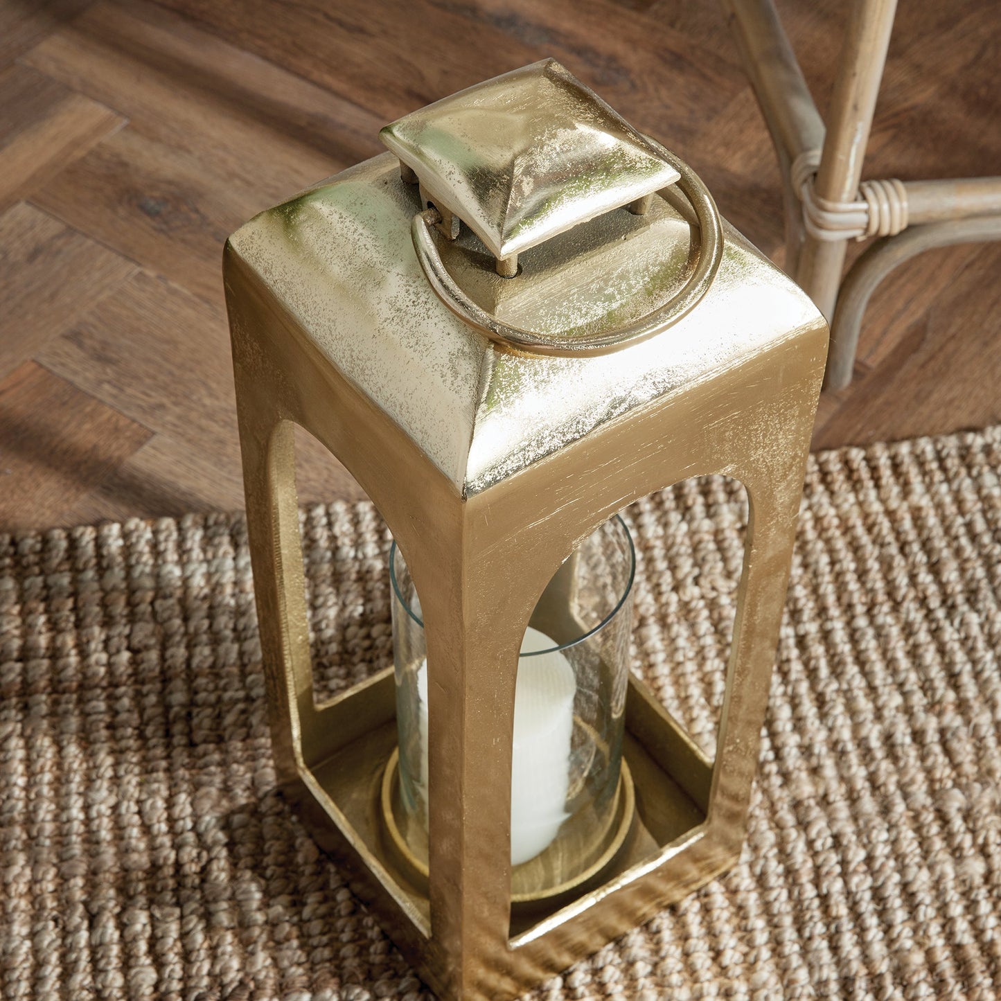 Isabella Lantern, Small
