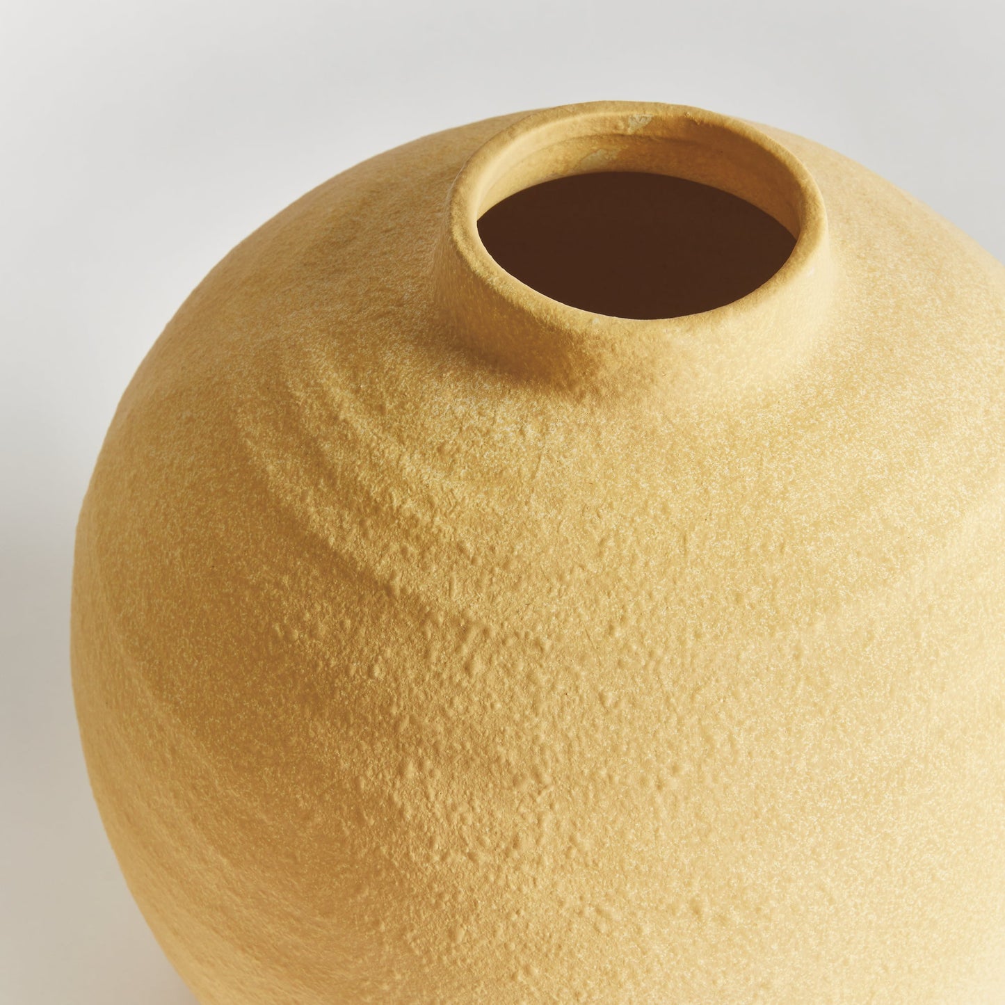 Verona Round Vase