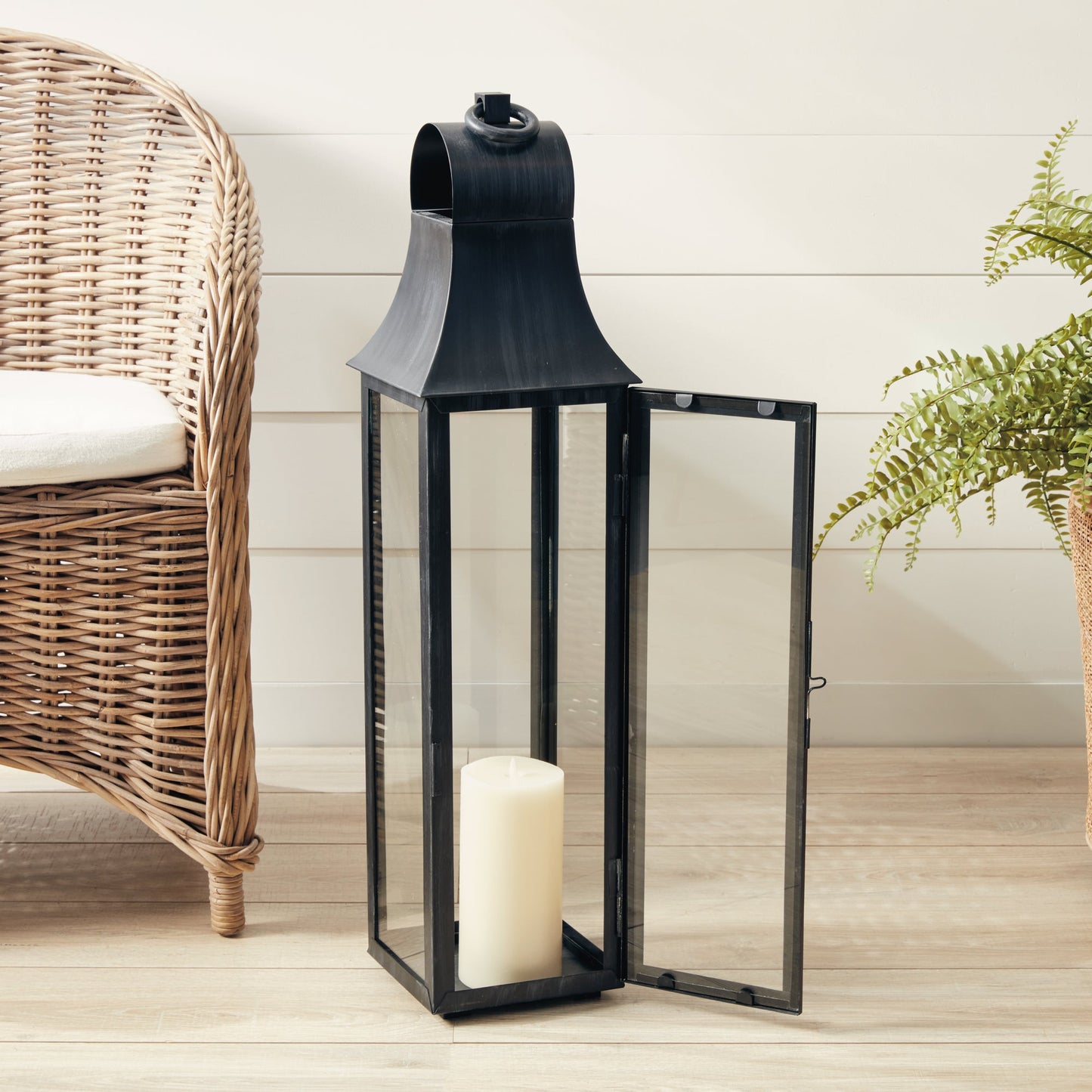 Geneva Outdoor Lantern 33"