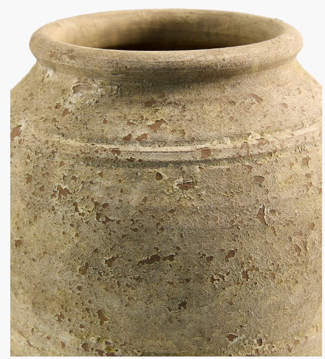 Aarush Vase - 15"